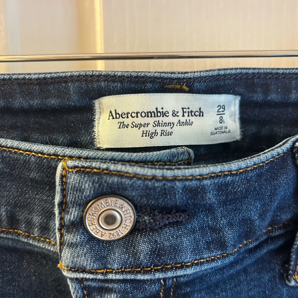 Abercrombie & Fitch The Super Skinny Ankle High Rise in Dark Rinse Dark Blue 29 - Picture 4 of 6